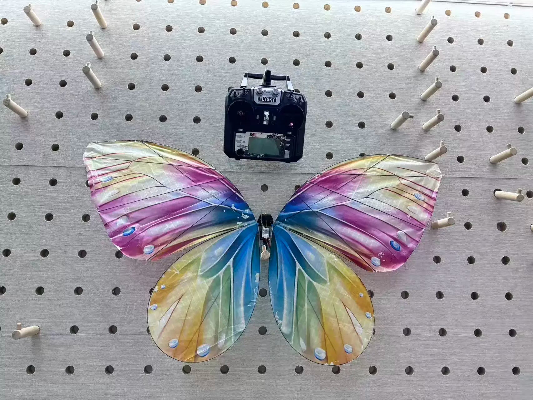 Magical LED RC Butterfly Drone Flying Bionic Insect Toy with Colorful Wings,